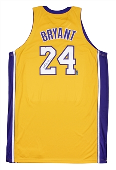 Kobe Bryant Signed Los Angeles Lakers Home NBA Finals Jersey (Lakers LOA)